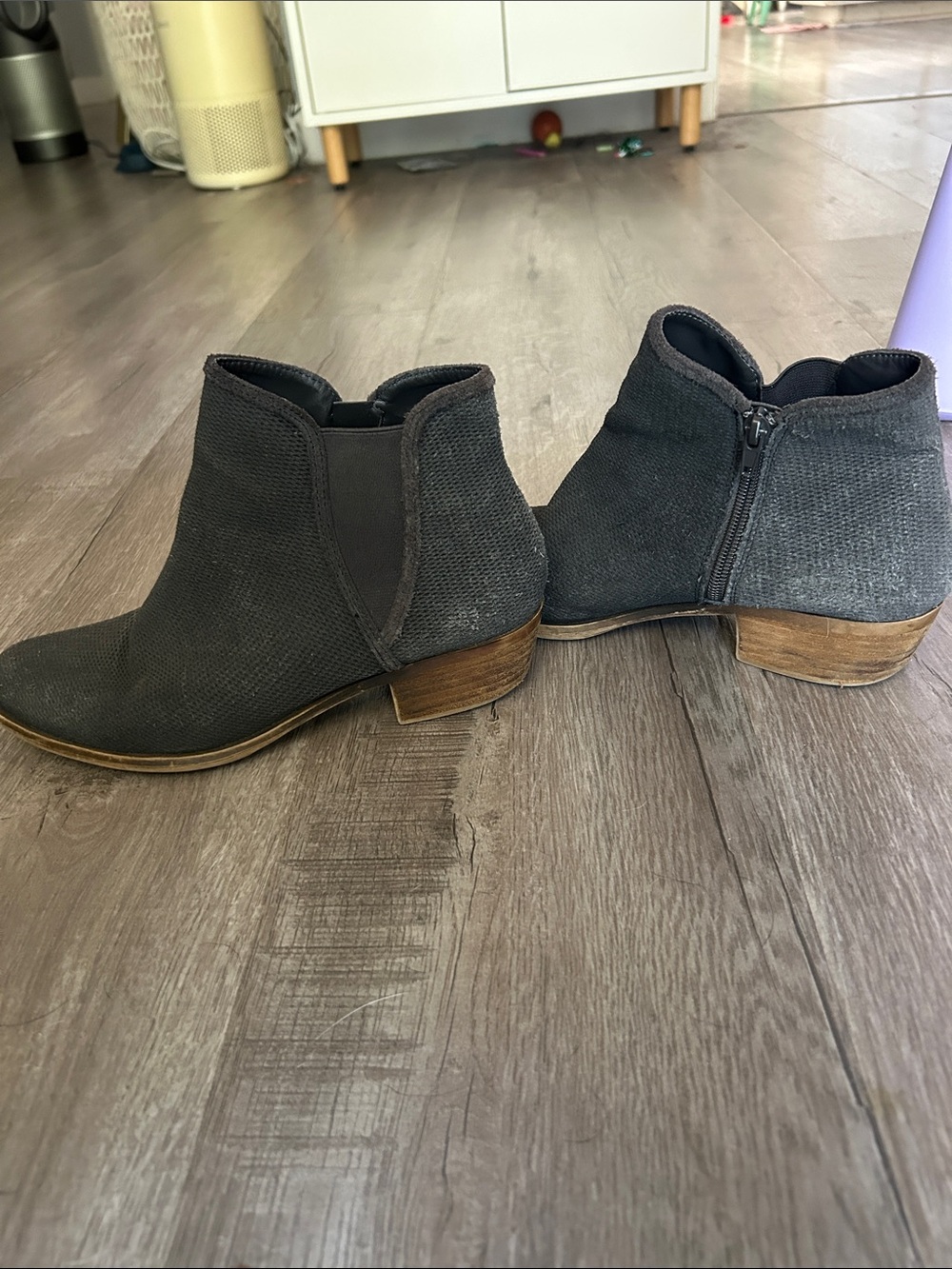 Kensie booties